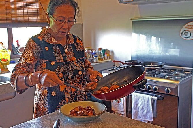 Private Javanese Cooking Class with Dotty in Tumbak Bayuh, Canggu - Key highlights at a glance