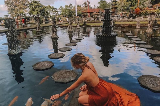Private Tour Lempuyang, Tirta gangga, tukad Cepung Waterfall - Tirta Gangga Water Palace: where the pacing feels calmer