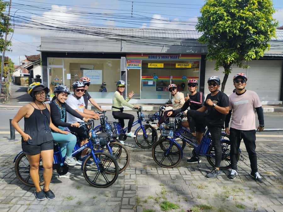 Sanur Village E-bike Tour: Family-Friendly Adventure - Beach Lunch on a Coastal Finish: Why the Timing Works