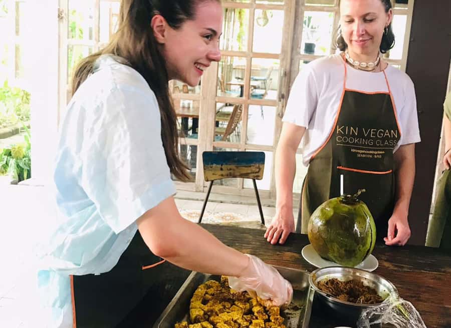 Seminyak: Vegetarian Cooking Class - Key highlights worth your time