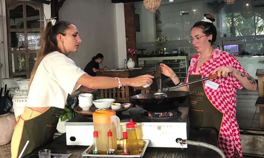 Seminyak: Vegetarian Cooking Class - Back at the venue: hands-on cooking for vegetarian Balinese dishes