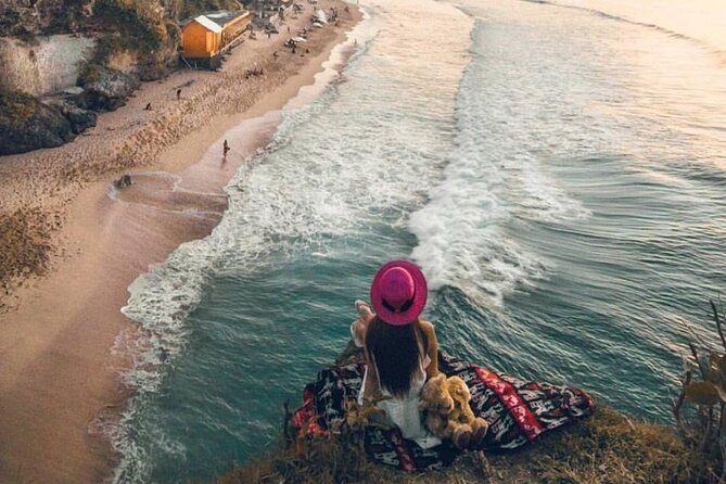 Southern Bali Highlights Tour & Uluwatu Temple - Stop 1: Nusa Dua Beach for Relaxing and Optional Water Sports