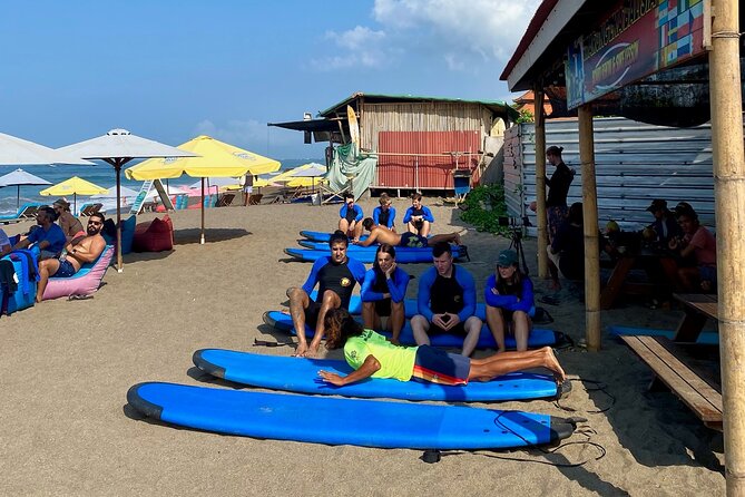 Surfing Lesson at Batu Bolong Beach in Canggu - Patient coaching in the water: how you gain confidence fast