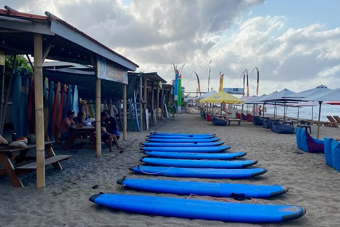 Surfing Lesson at Batu Bolong Beach in Canggu - The meet-up spot and how the session flows