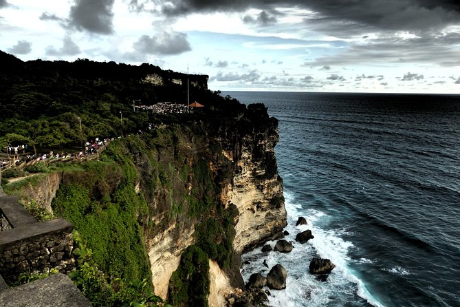 Tanah Lot and Uluwatu Temple Private Guided Tour - Why a private driver matters for south Bali days