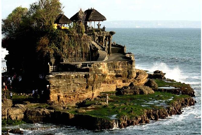Tanah Lot Sunset Private Tour - Why the guide matters here: Nik’s calm pace and photo help