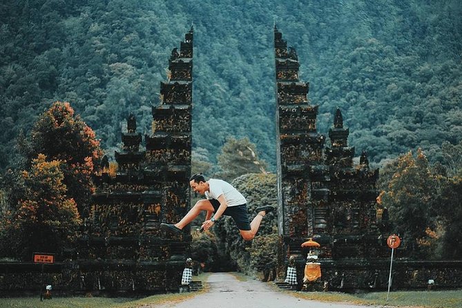 The most attractive places of Northern Bali - Jatiluwih rice terraces near Batukaru: UNESCO in the mist