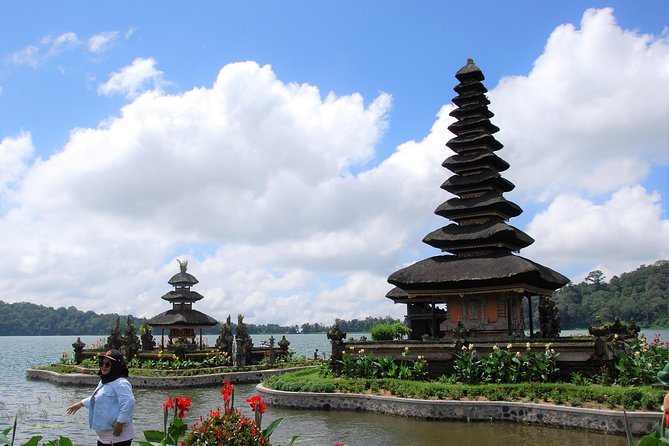 Top North Part Of Bali and Scenic SightseeingTours - Handara Gate Photo Stop: Quick Classic for the Road Trip Album