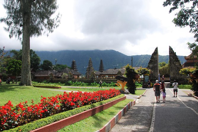 Top North Part Of Bali and Scenic SightseeingTours - Pickup from Seminyak and Getting Around in a Private Car