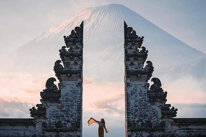 Tukad Cepung Besakih Lempuyang Temple Best of East Bali Tour - Besakih Temple: Mother Temple Scale and How Crowds Work