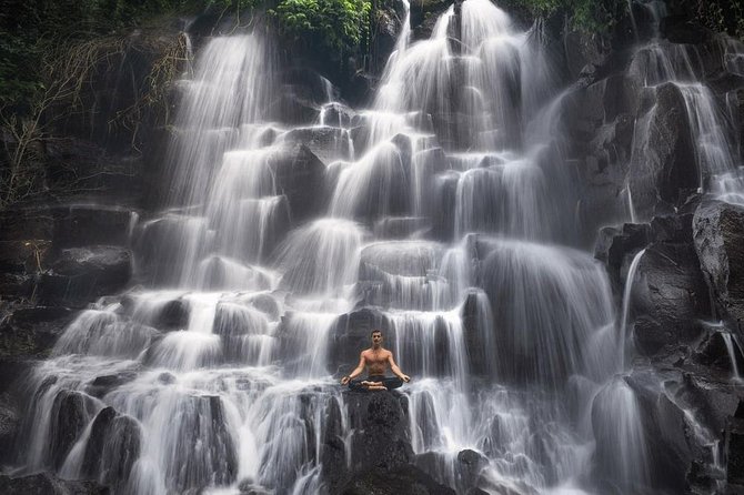 Ubud Instagram: Waterfall Tours - Ubud Palace in 15 minutes: a cultural reset without the time sink
