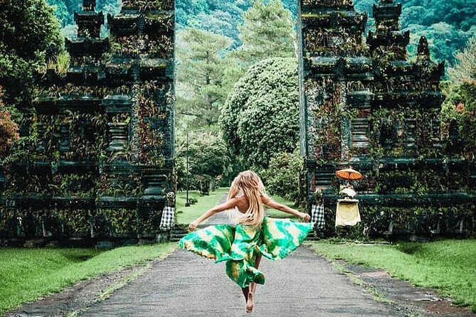 Ulun Danu Temple, Handara Gate, Wanagiri And Banyu Mala Waterfall - Key Things I’d Bookmark