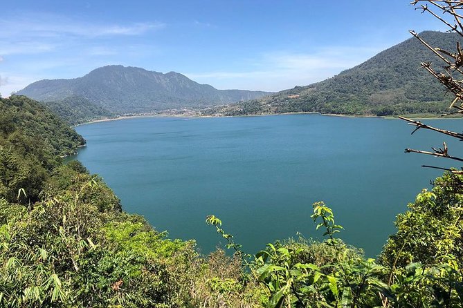 Ulun Danu Temple, Handara Gate, Wanagiri And Banyu Mala Waterfall - Handara Iconic Gate: The Most Photographed Corner of Bali