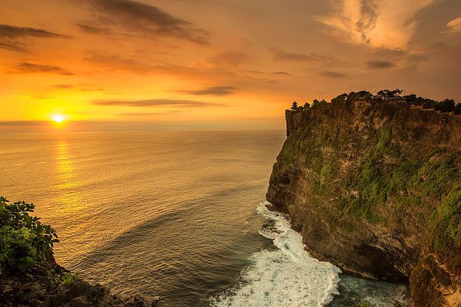 Uluwatu Temple Excursion - FREE WI-FI - Stop 2: Padang Padang Beach and the drive into Uluwatu country